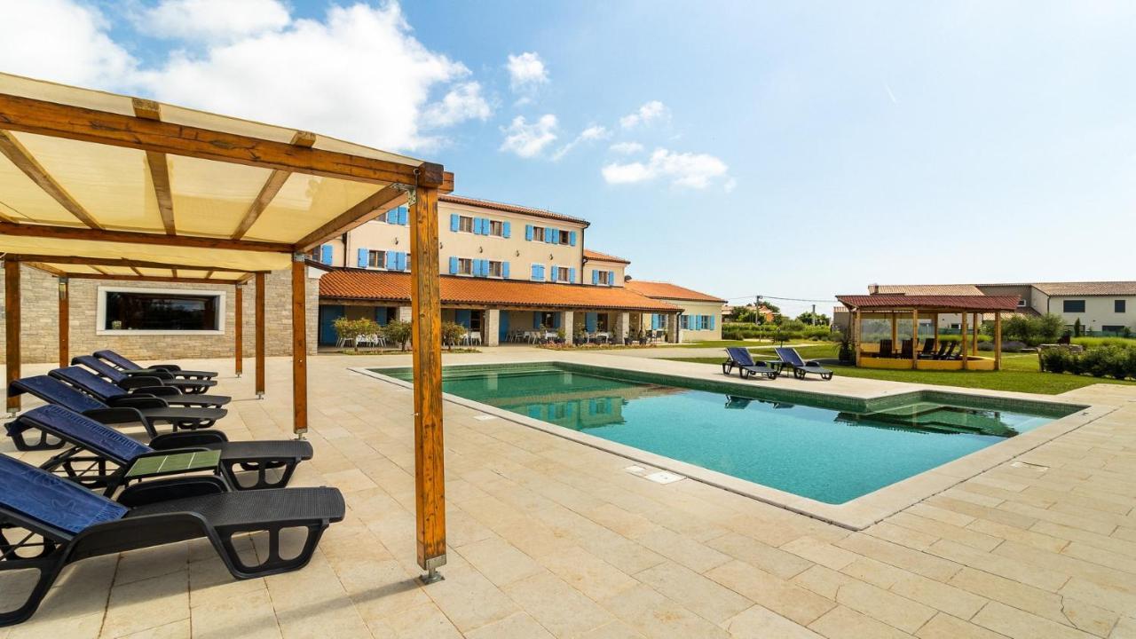 Velanera Hotel & Restaurant Šišan Exterior foto