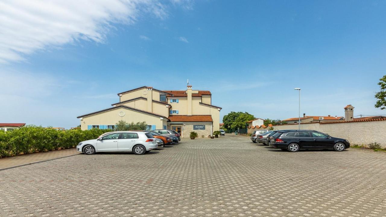 Velanera Hotel & Restaurant Šišan Exterior foto