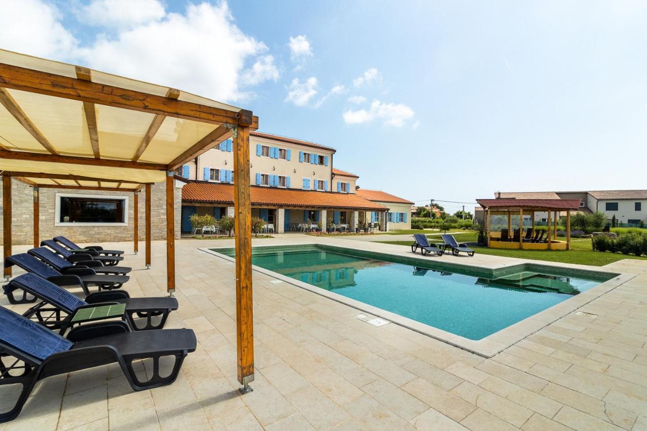 Velanera Hotel & Restaurant Šišan Exterior foto